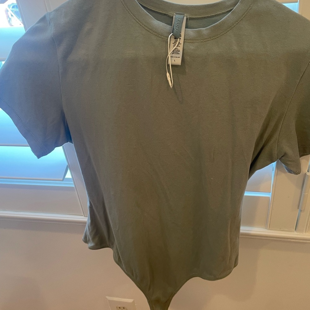 SKIMS Stretch Cotton Jersey T-Shirt Bodysuit | Large | Sage green